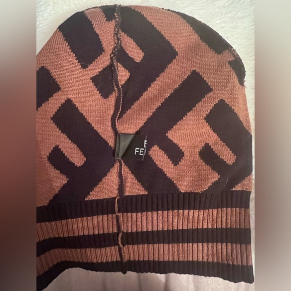 Authentic Fendi beanie hat - Picture 7 of 7